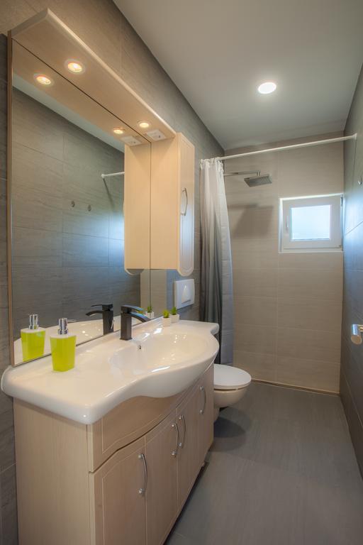 Apartments Boric Cres Exterior foto